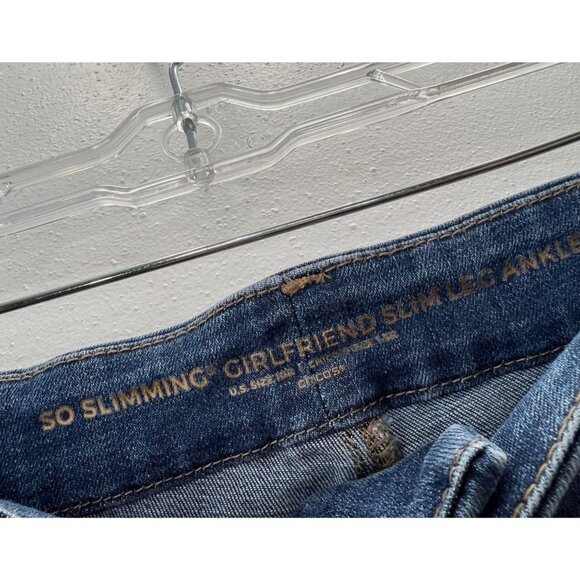 Chicos So Slimming Girlfriend Slim Leg Ankle Jeans 10R Embroidered Floral Blue - Picture 6 of 8